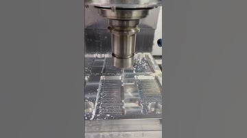 CNC machining 都說深圳遍地是黃金，熬了無數個夜，也沒換回想要的生活 cnc加工中心 中國制造日 cnc編程 零件加工 數控加工 機械加工制造 數控機床