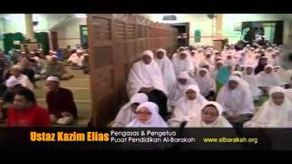 Ustaz Kazim Elias   Nyanyi Lagu Di Pondok Kecil