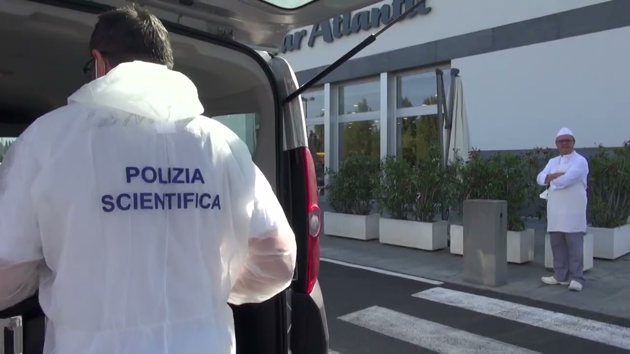 Furto con spaccata al supermercato Esselunga di Arezzo. Nel mirino di malviventi il bancomat