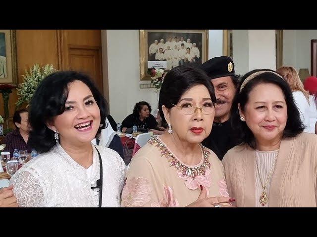 TEMU RINDU Eyang Titiek Puspa class=