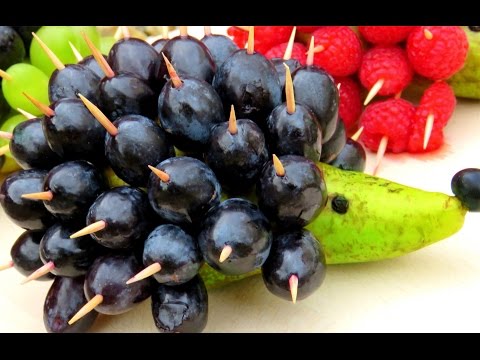 Video: How To Make A Hedgehog From Fruit