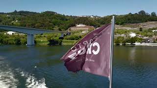 Cruzeiro no Rio Douro entre o Porto e o Peso da Régua