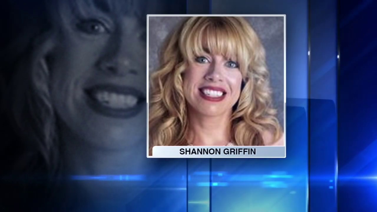 Disturbing details of Burbank teacher's alleged sex assault of students released in court, bond set