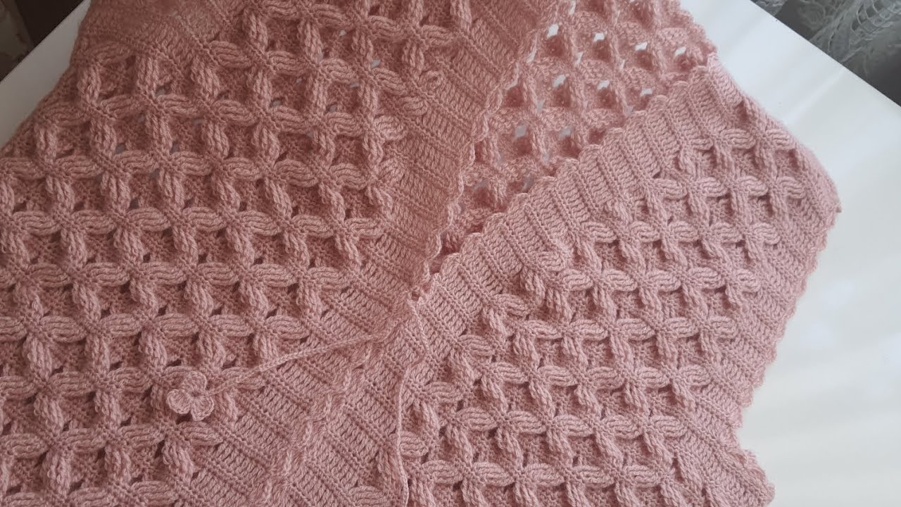 YEPYENİ TIGİŞİ ZİKZAKLI BAYAN YELEK MODELİ 2.BÖLÜM KOLTUK VE YAKA KESİMİ