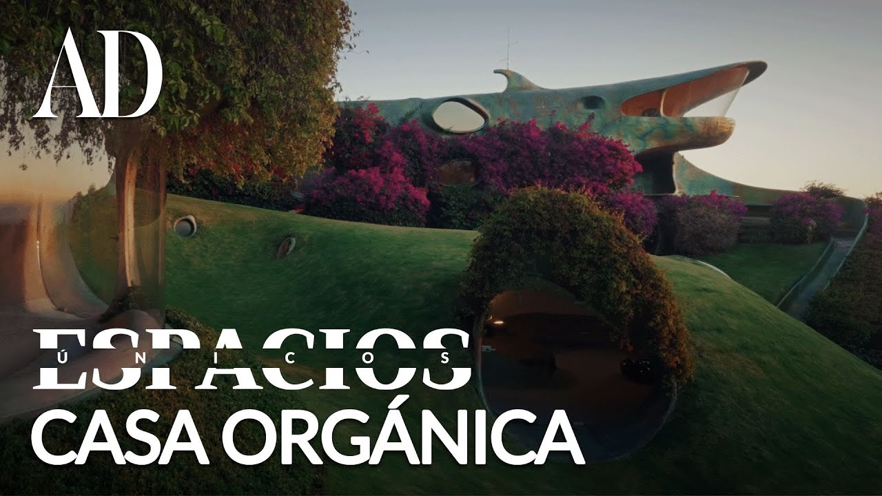 Casa Orgánica, una singular obra que emerge del terreno en Naucalpan, México | Espacios Únicos | AD