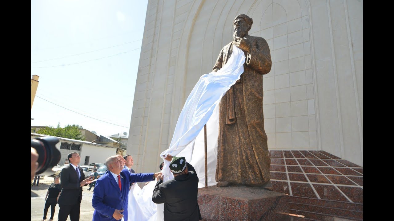 Самарқандда Рудакий ҳайкали очилди