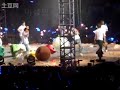 FANCAM | 100828 Super Show 3 ~ Yesung hit with Onion by Siwon. LOL