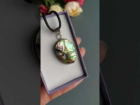 Кулон халиотис  гелиотис овальный разноцветная натуральная вставка, видео 1