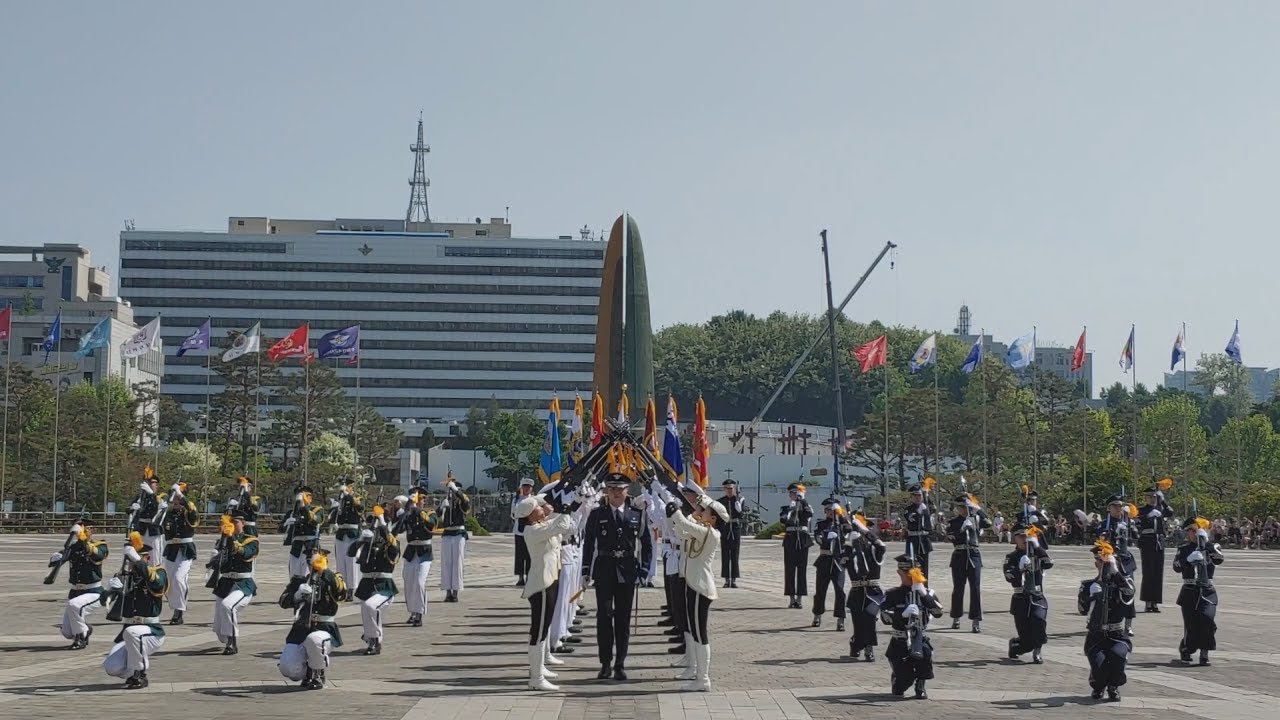 24-05-03 국방부 근무지원단 의장대대 3군 통합 동작시범