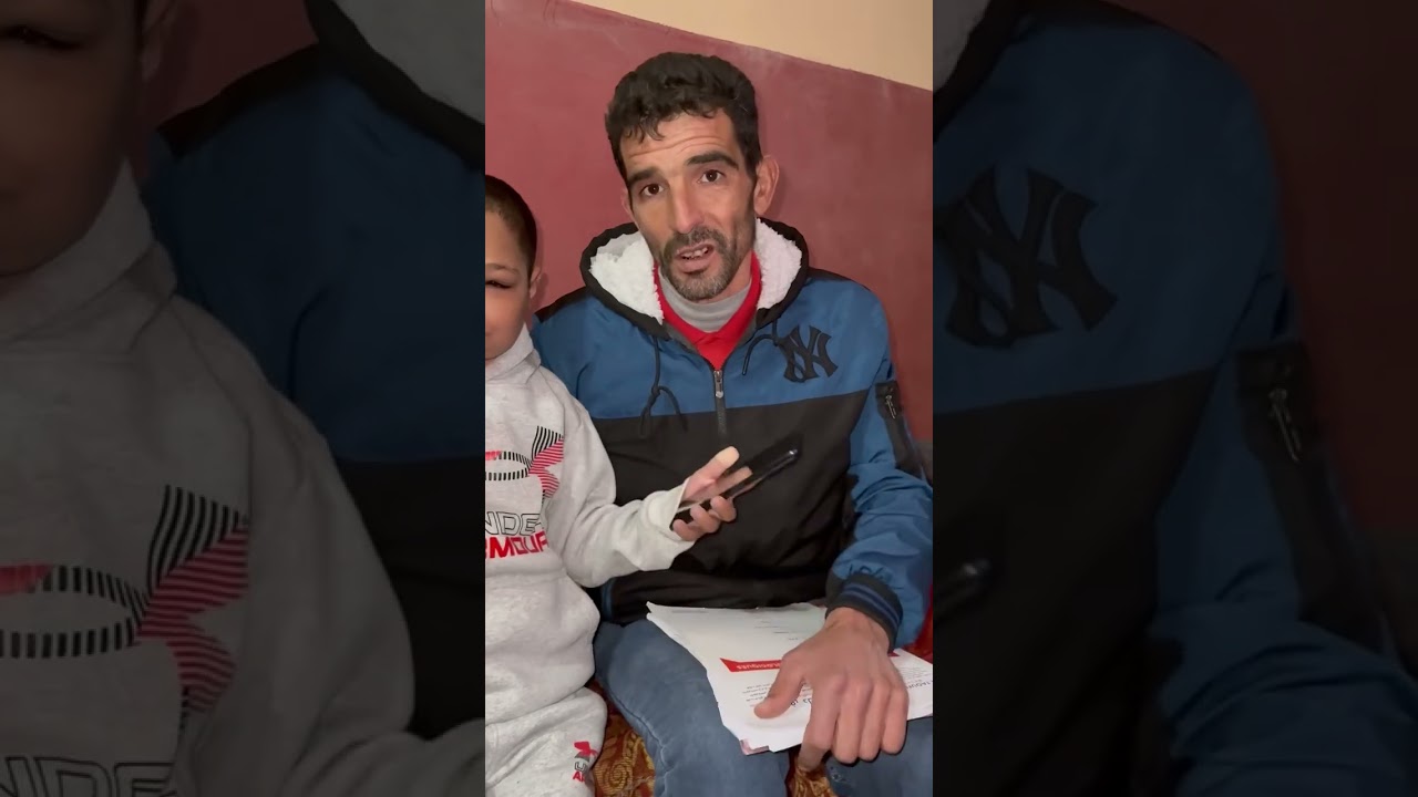 مؤثر طفل صغير بدون كليتين يعيش معاناة حقيقية، وأسرته المعوزة تناشد المحسنين لإنقاذ حياته