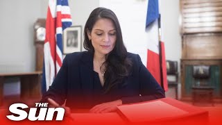 UK & France signs historic deal to halt migrants crossing Channel