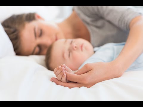 Neprespani? 10 nasvetov za boljše spanje in lažje uspavanje dojenčka