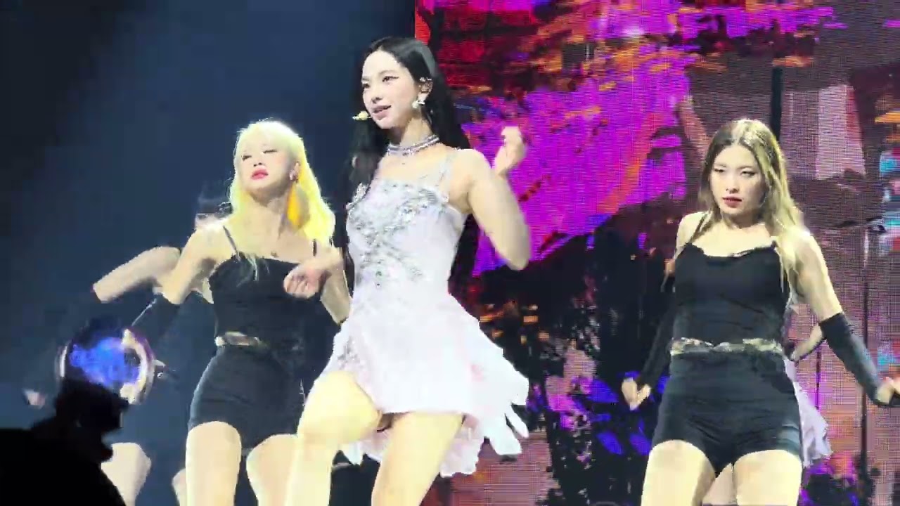 [4K] Girls - aespa SYNK: HYPER LINE Tour in Berlin 230925