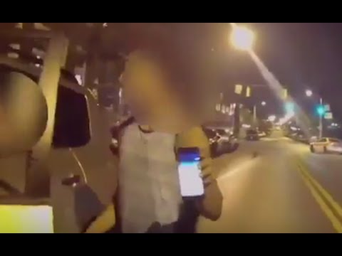 Vídeo: A Polícia Impede O Homem De Stevenage Que Joga Pok Mon Go Enquanto Dirige