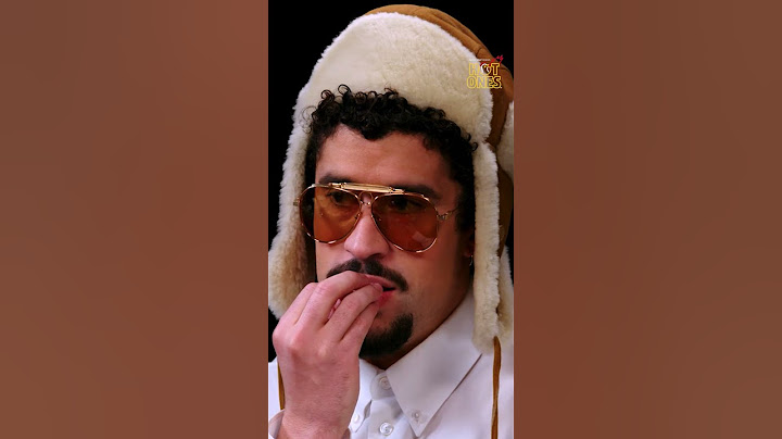 Bad Bunny is worried about his colon 🥴