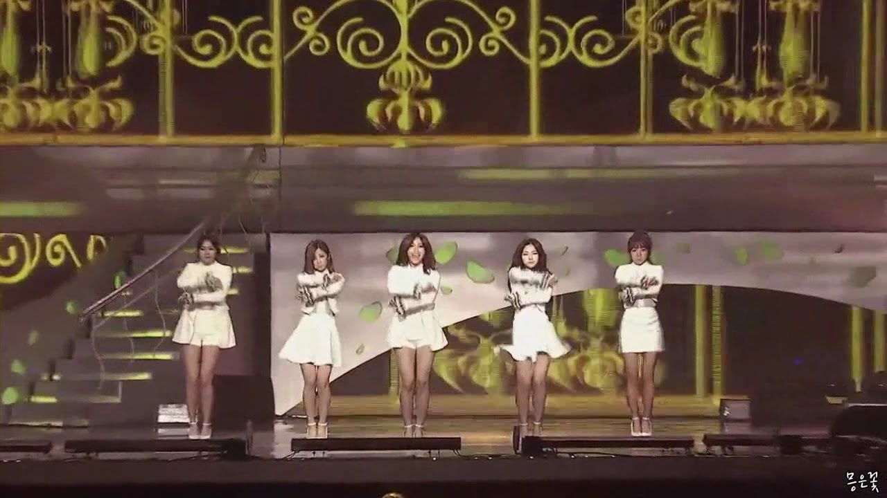 LUV,내설수 윤보미 파트도 부르는 정은지