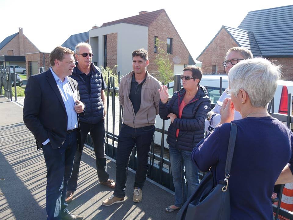 HazTV - Balade urbaine du quartier Est Nouveau Monde