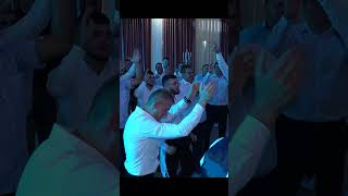 NU DERULA! Dans tradițional coasa 💢 nunta Moldova #laviust #manele #shorts