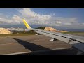 Viva Air Airbus A320 despegando de Bucaramanga Santander