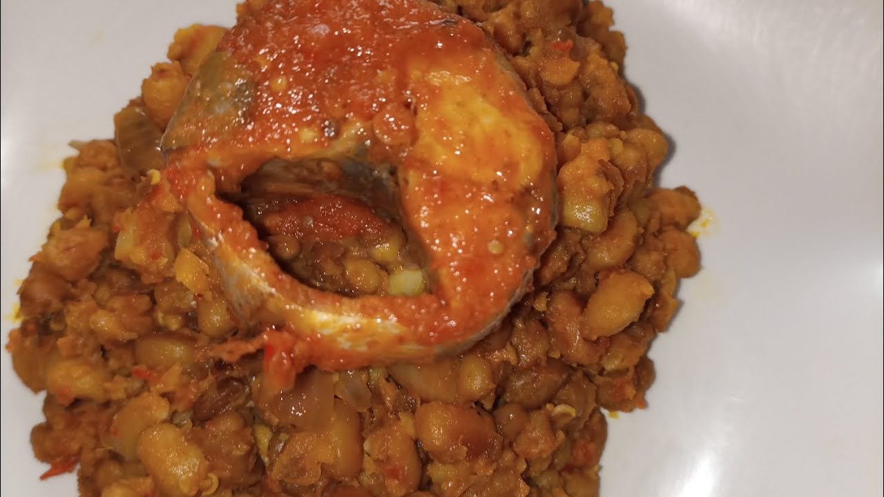 You will never make beans any other way!  A twist on the typical Nigerian Style Fried Beans