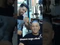 الفنان احوزار في صالون بوكسني بربر
