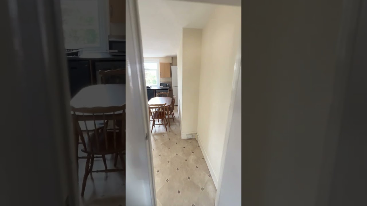 Top floor flat, 82 Blackboy Road, Exeter