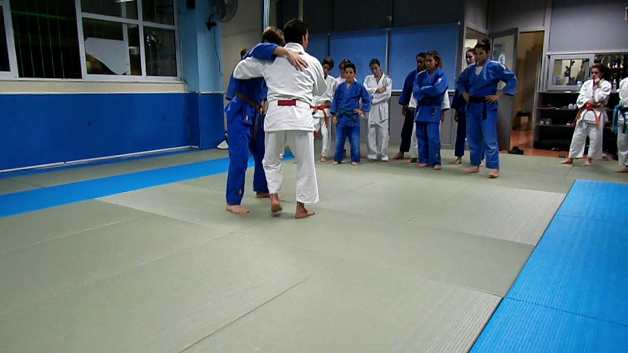 Judo Action Reaction - Competitive uki goshi into tani otoshi  by Takis Vakatasis 6th Dan