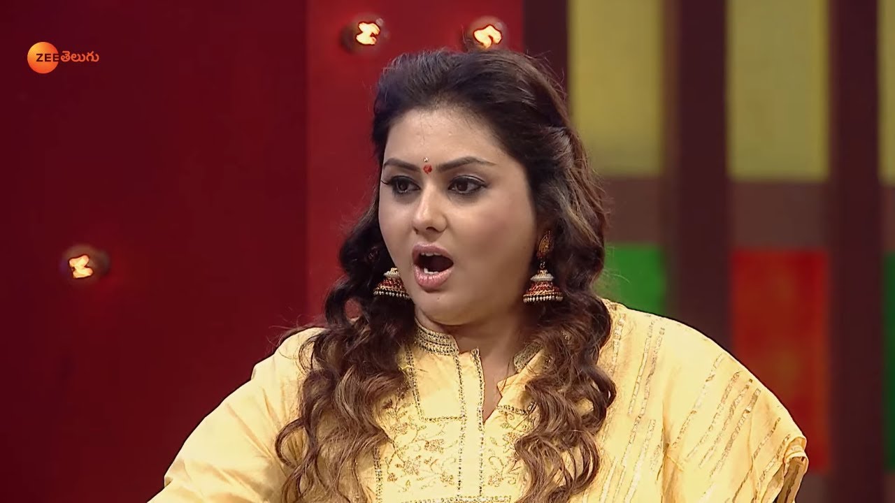 Namitha Learns To Write Telugu Words - Namitha & Veerendra - Comedy Nights - Best Scene - Ep 1