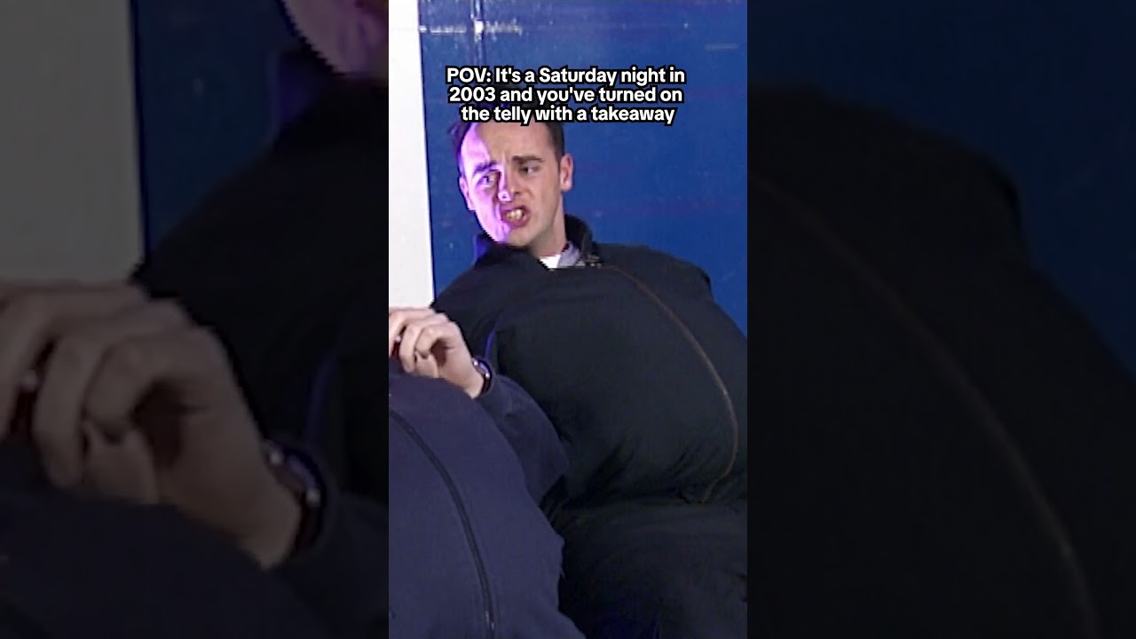 Звонил 2003 год. Они хотят вернуть свой гель для волос 😂📼✨ 