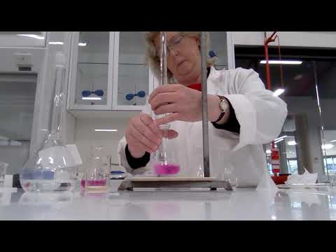 Video: Reageert natriumhydroxide met azijn?