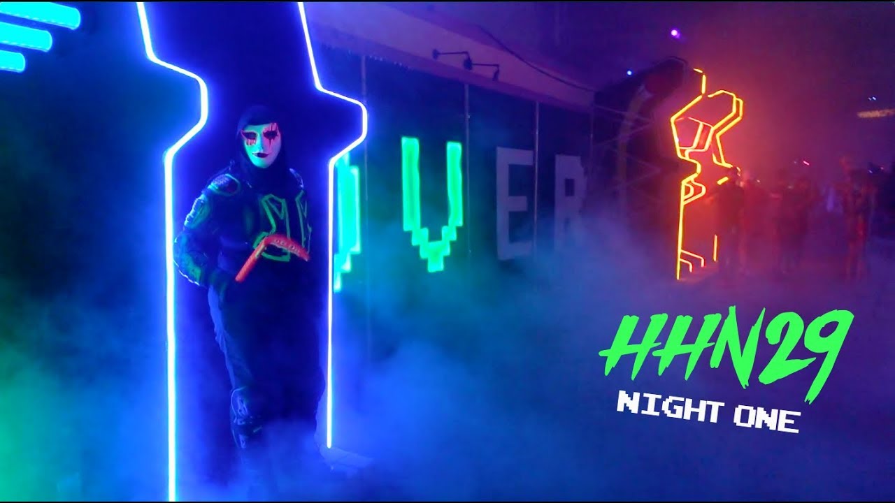 HHN29: Seeing All 10 Houses on our First Night at HHN Orlando 2019!