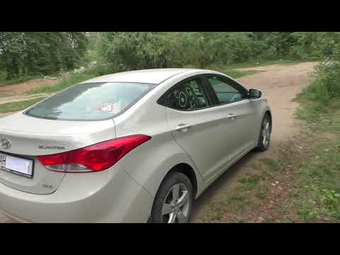 Video: Hvordan tilbakestiller du oljelevetiden på en 2013 Hyundai Elantra?