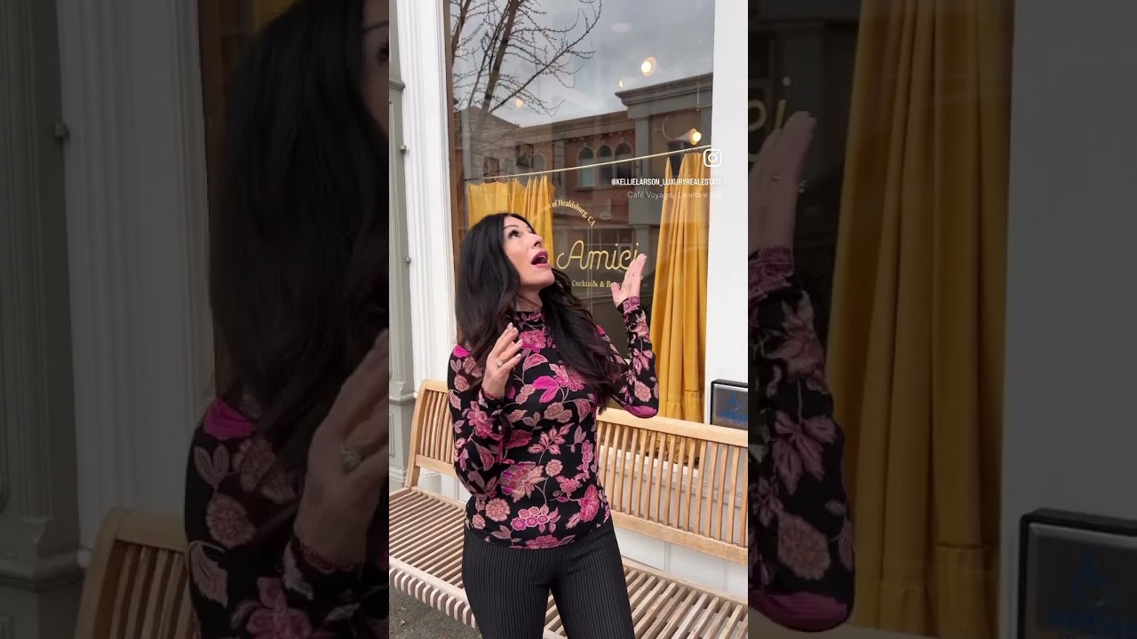 Molti Amici Healdsburg a Fabulous Restaurant I Adore in Downtown Healdsburg by Realtor Kellie Larson