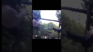 Salıncakta Aşk Yaşamak Isteyen Sevgililerin Başına Gelen Ilginç Olay