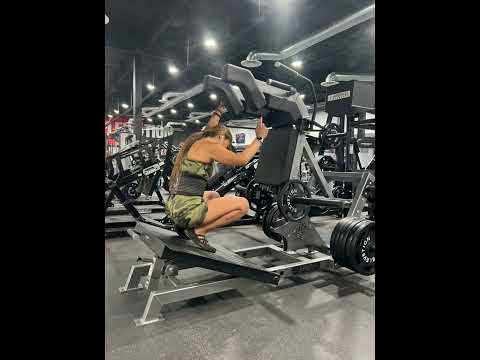 Reverse Hack Squat to RDL Superset