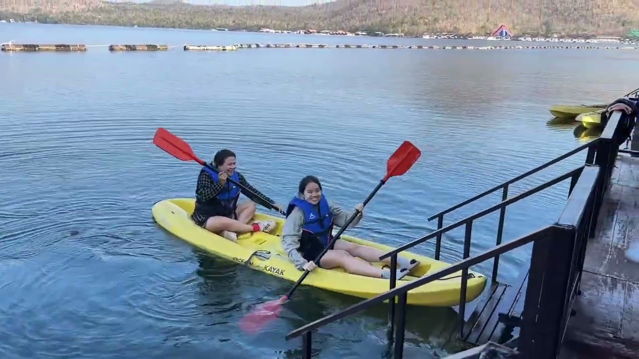 พายเรือคายัก 