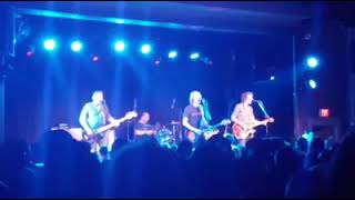 #ShittyMillennialVideos 📱📹🎬 Mudhoney - Kill Yourself 🗡️😵 @ Wonder Ballroom  Portland, OR  06/15/2019