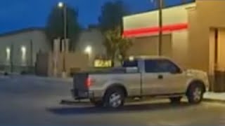 Moving truck blocks the suspect in an Amber Alert, allowing police to recover the child