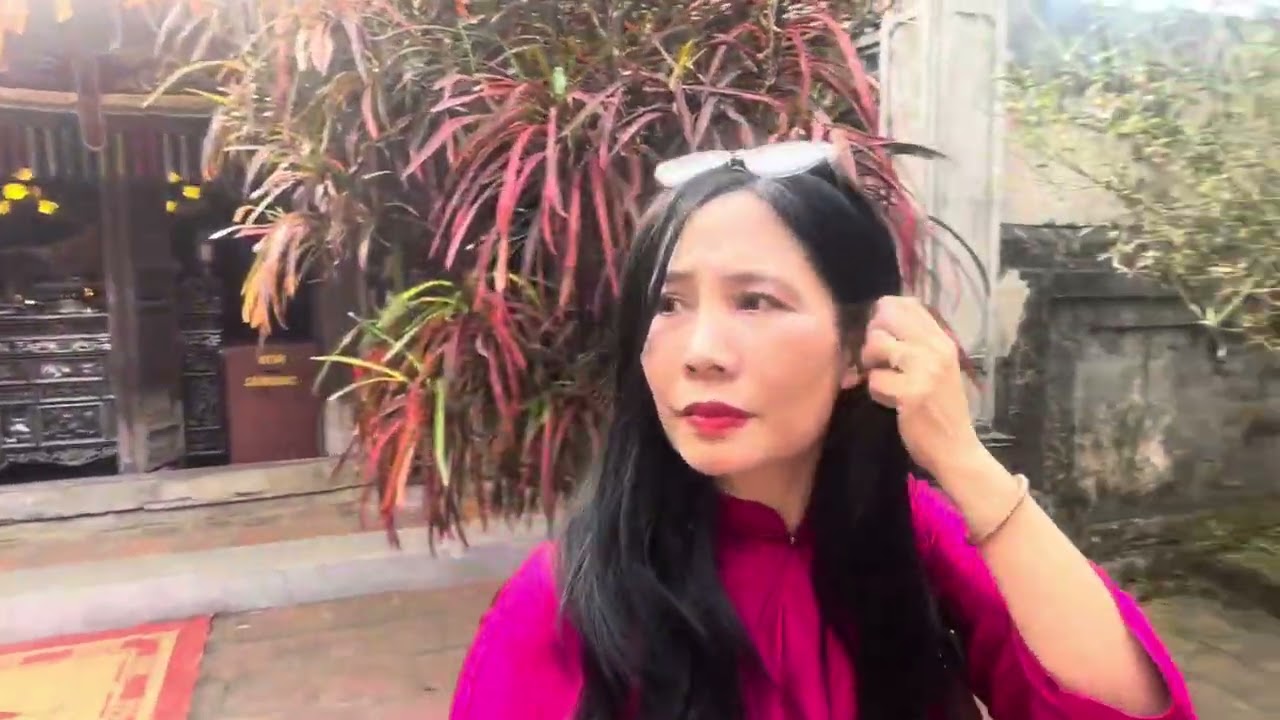 Mùng 4 Tết: Du Xuân