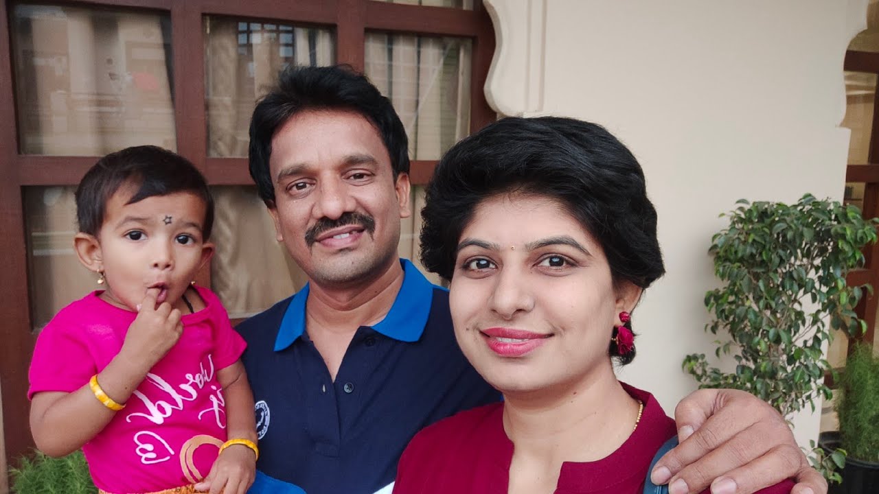 Shopping at Agra || Famous for leather items