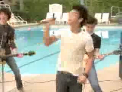 Poor unfortunate souls - Jonas Brothers (video oficial)