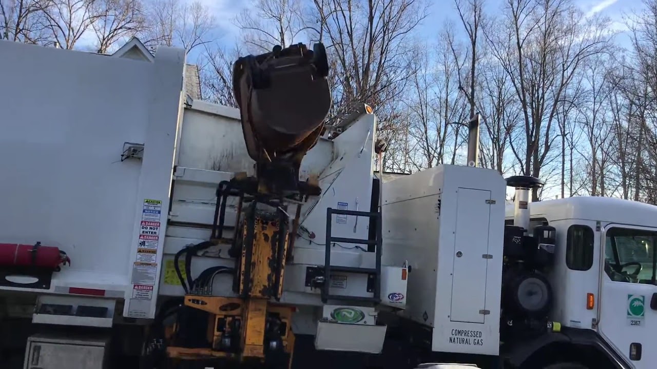 A day with the recycling truck YouTube