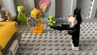 Tweety Vs Sylvester In Lego Looney Tunes