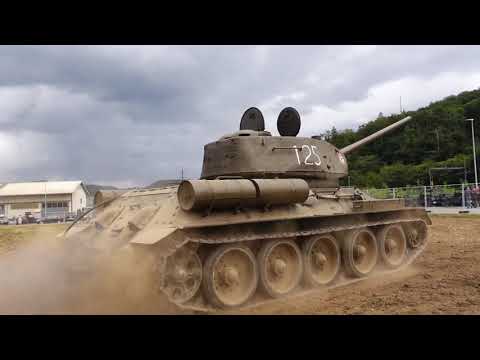 T-34⭐ 4K VIDEO T34 Tank & T55 Tank live at Tank Weekend at Swiss Museum