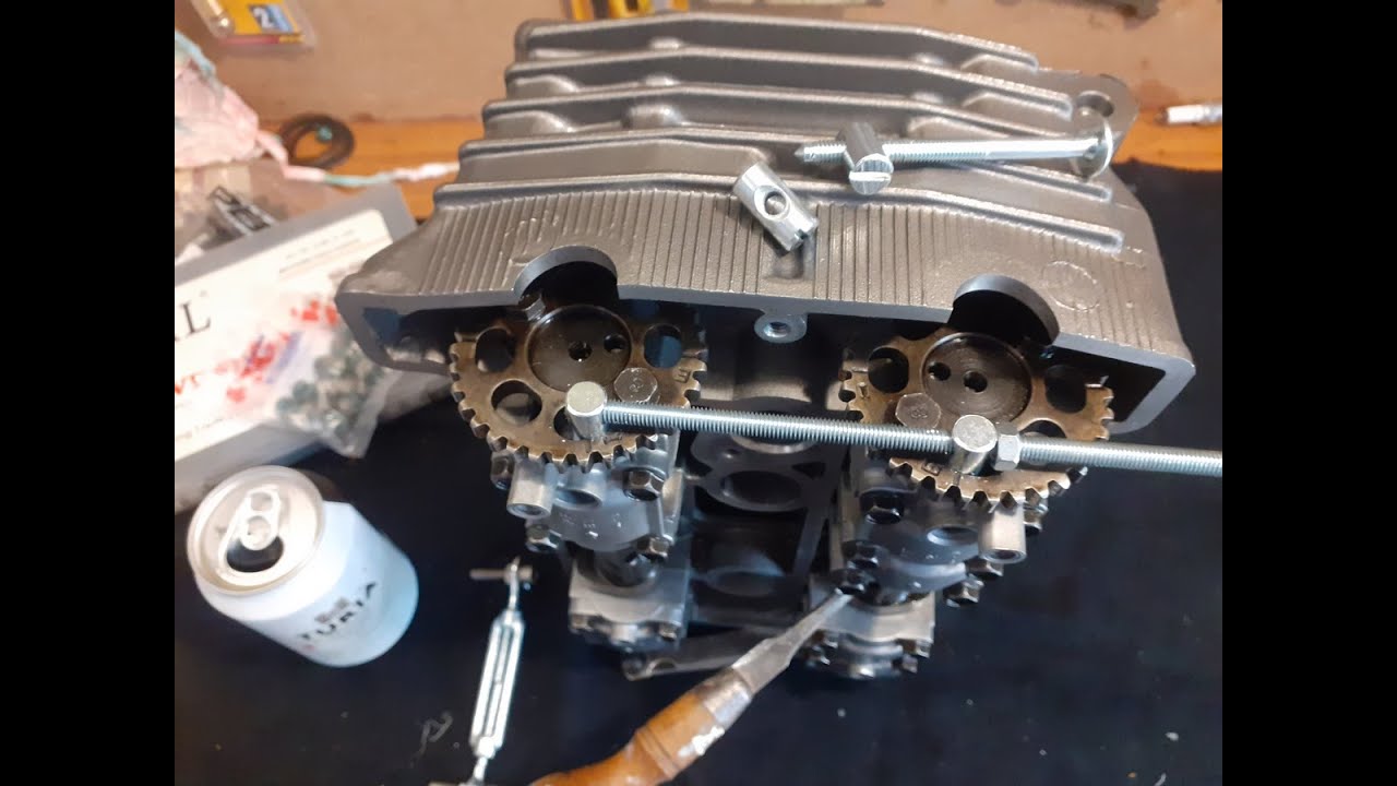 Yamaha TDM 850 cam chain replacement - setting camshafts to refit the chain with simple tool!