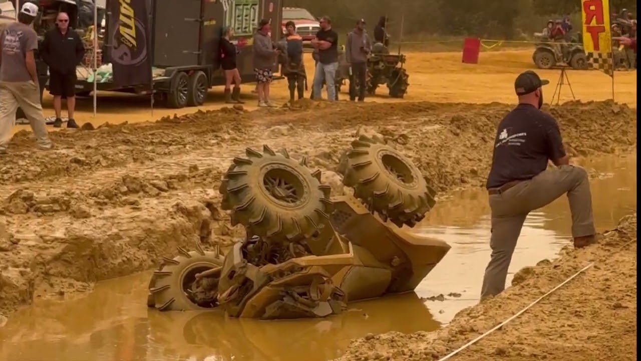 Busco Beach Fall Bash king of the deep bounty hole