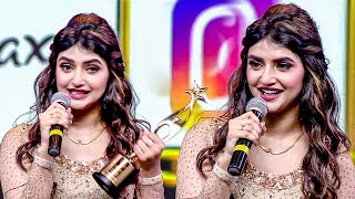 Sreeleela's Adorable Speech In Shah Rukh Khan's Style After Winning Her First Award | SIIMA 2021