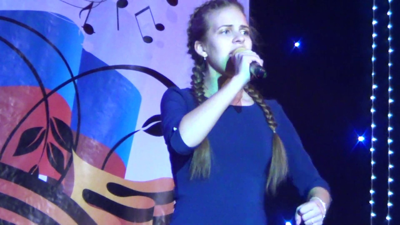 Пупкевич Арина песня "Огромное небо" - YouTube