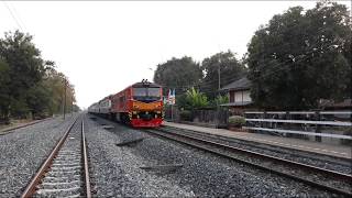 รถไฟสีใหม่(มากกก)...Alsthom 4118 ทำขบวน 201 เข้าและออกสถานีท่าฬ่อ