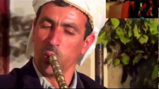 قصبة فرقة ثازيري اغنية طارت لحمامة. gasba tarette lahmama